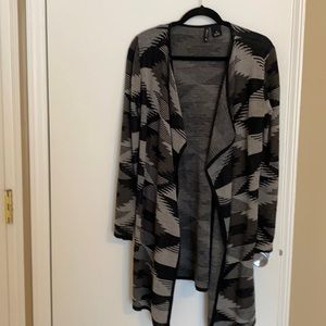 NEW DIRECTIONS PS ladies, black & gray